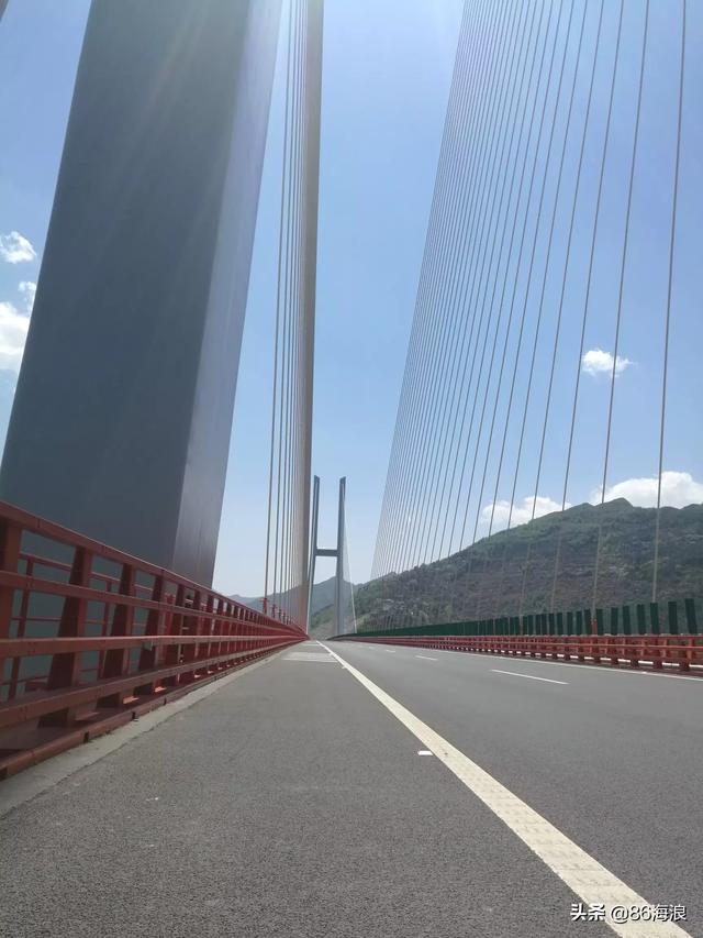 云南第一高桥,马过河特大桥