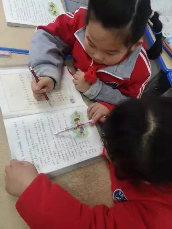 曾都区实验小学:精彩“师说”教育活动,教师分享 曾都区实验小学:精彩“师说”教育活动,教师分享