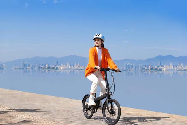 三种骑行模式，60km长续航，骑记助力电动车C2与你相约新年