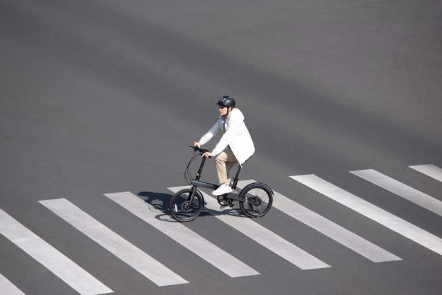 三种骑行模式，60km长续航，骑记助力电动车C2与你相约新年