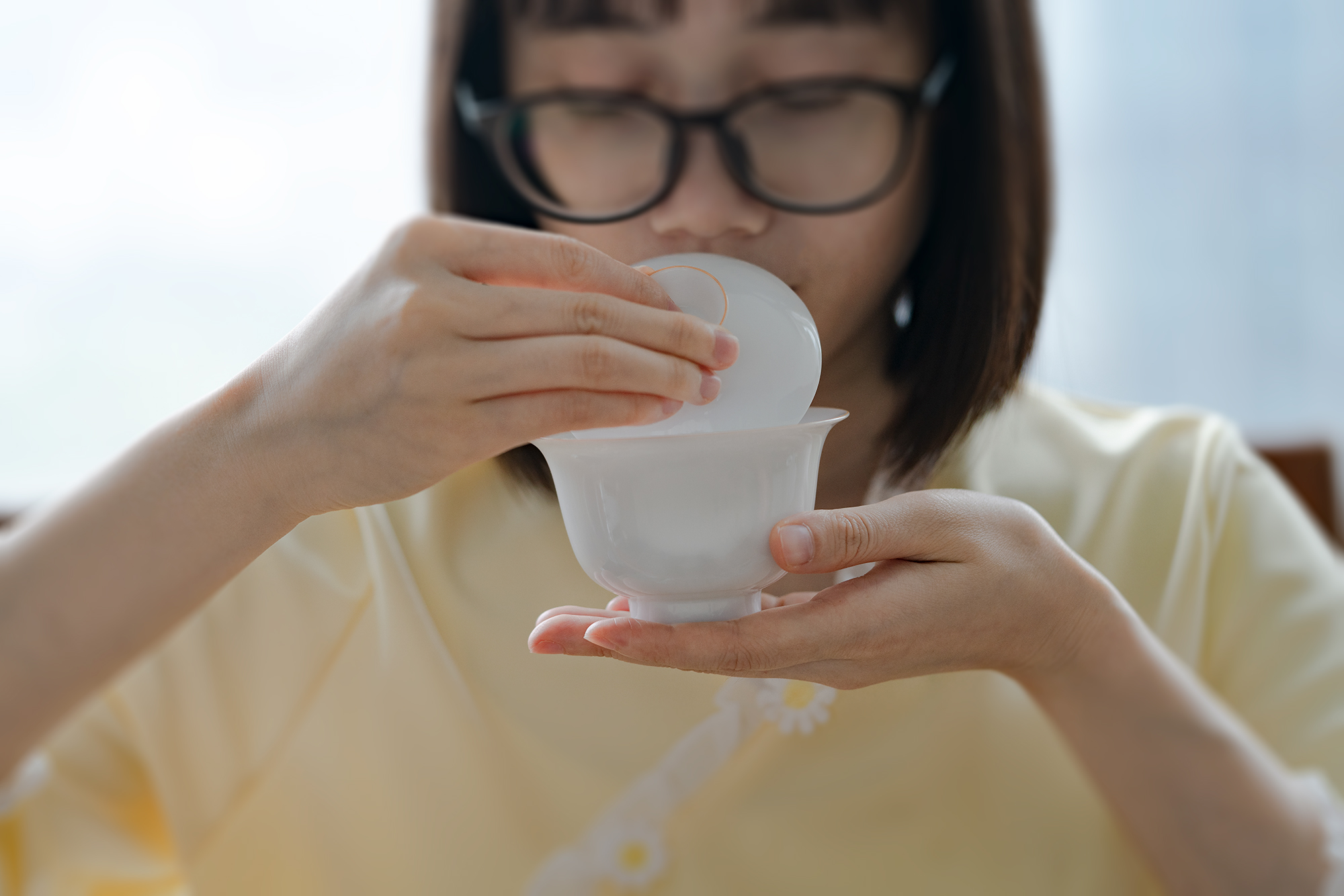 小喜年-令喝茶人深恶痛绝的“香精茶”，究竟如何才能“避雷”？