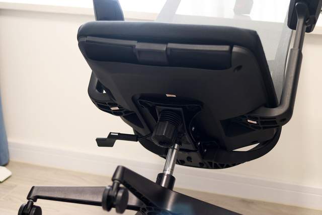 捡到便宜了！花六百多入手的人体工学椅：也这么香