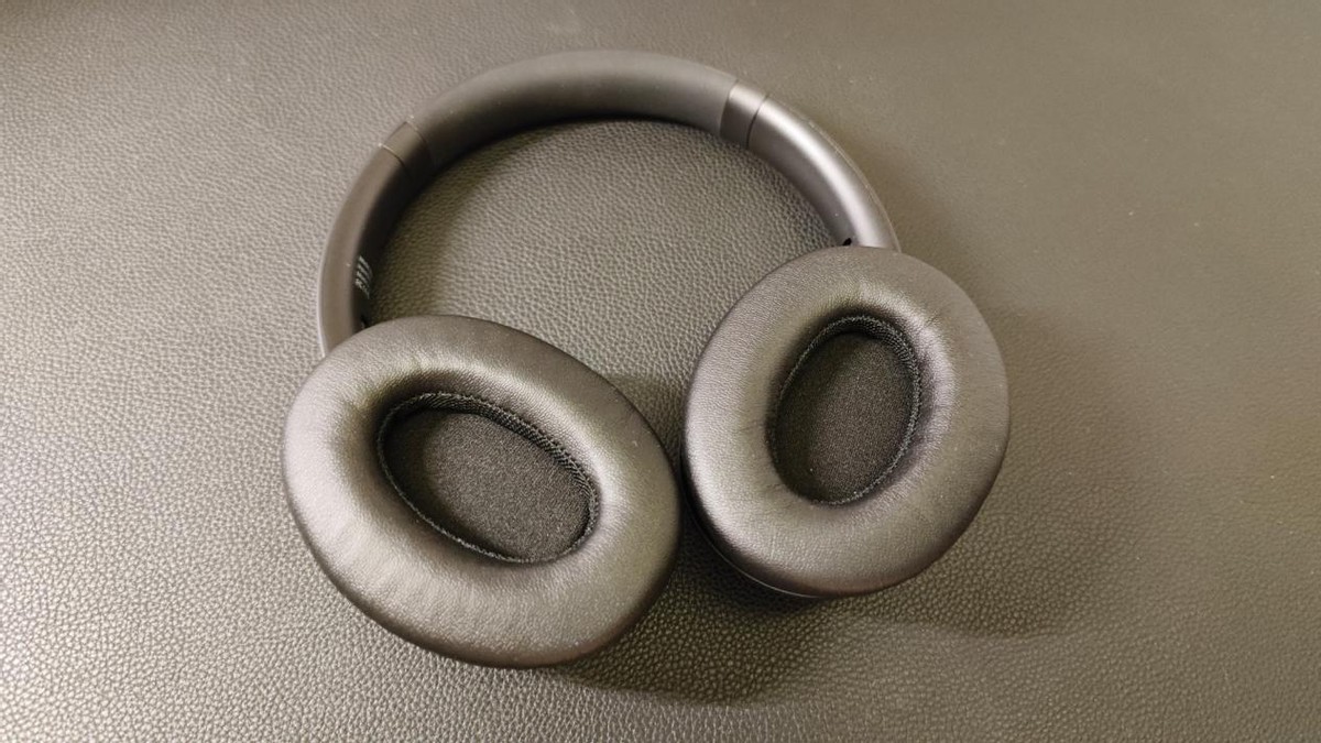 ANC主动降噪头戴耳机，可以完美阻隔外界噪音