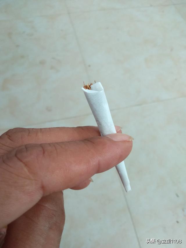 手卷烟 #高性能实用工具 #技术活 - 西瓜视频