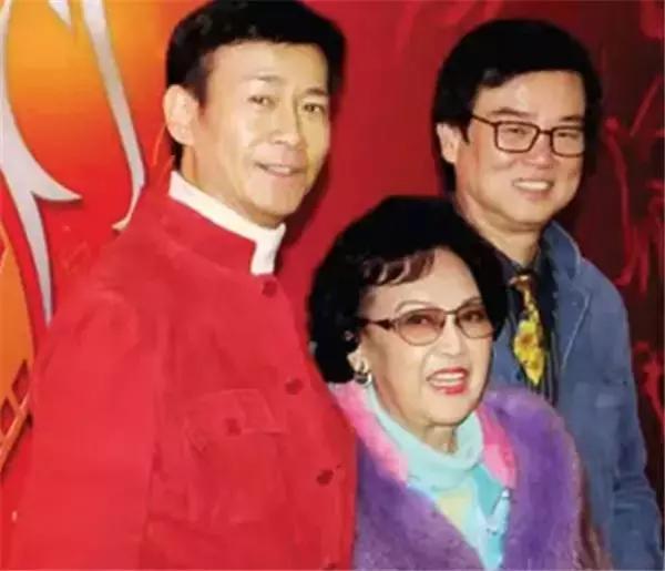 灭绝师太:盘点六大版本灭绝师太，马景涛版最经典，李连杰版最欠抽