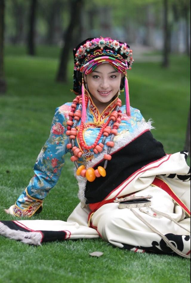 丹巴为什么美女多?_晶羽科技