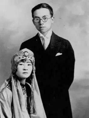 林长民:小妾争气生下4子，把正室母女赶到后院，嫡女名扬天下父亲才后悔