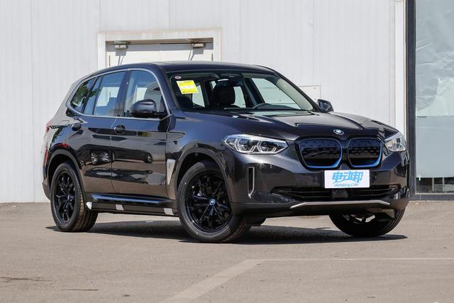 11月新能源车销量出炉！比亚迪暴走，销量近乎是特斯拉三倍