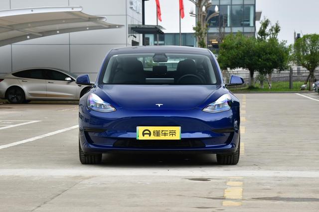 Model  3：造型简约，299马力，最大扭矩440Nm，动力更讨喜