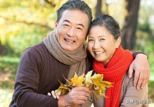 老年人在起床的时候也要注意几个要点