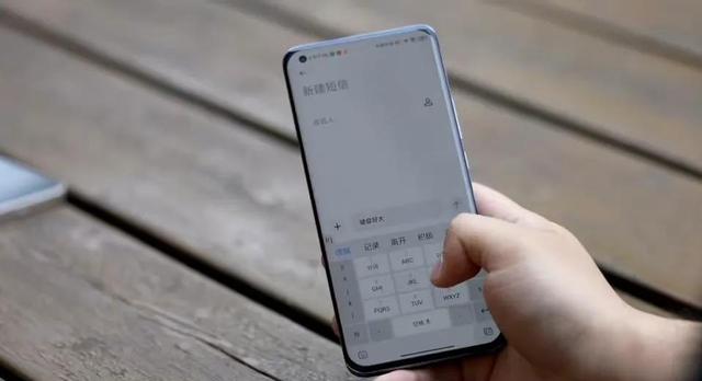 为何如今很多安卓转苹果的人，在用过一两款iOS后，还是换回安卓