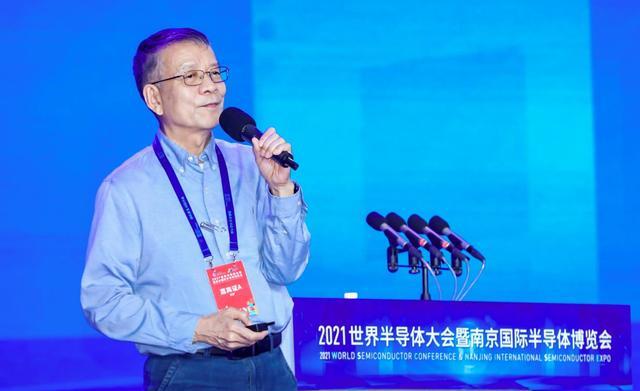 ASML没有想到，首台国产高精尖封装光刻机落地，紧急展开布局