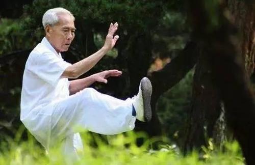 长寿的人，或许会有这几种表现，不妨看看你有吗？