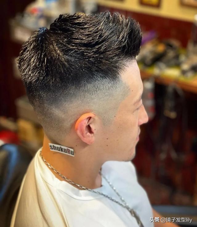 适合额头窄的发型图片男（16款流行男发型）