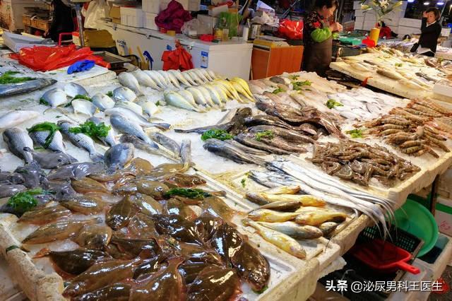尿酸高，如何让尿酸排出体外？医生总结：3个办法，实用又有效