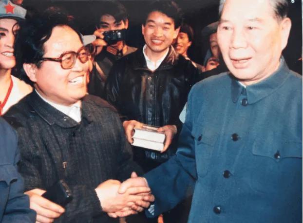 “开国上将”91岁杨成武养生秘诀：“3有”作伴，福寿双全