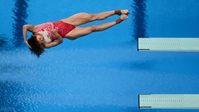 施廷懋 王涵夺冠 包揽跳水女子单人3米板冠亚军 今日热点