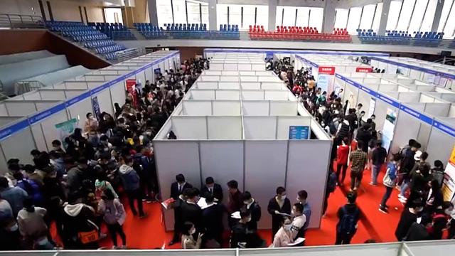 2022年大变革，普通百姓将迎来“4大变化”，该如何做好应对防范