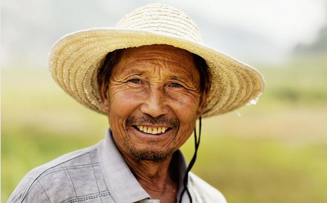 标准变动：2021年海南企退人员去世，丧葬补助费有多少？会计算吗