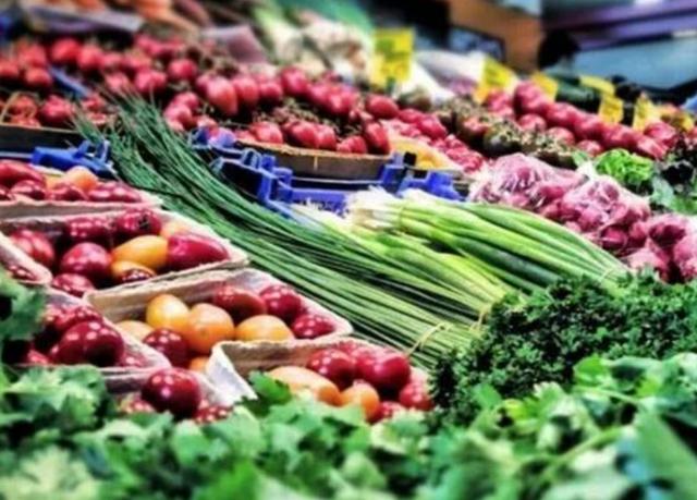 东莞首富王金城：初中辍学卖菜起家，身家300亿，50岁却患癌早逝