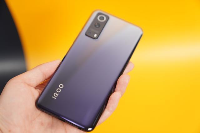 iqooz3 深度评测（iqooz3 值得买吗）(19)
