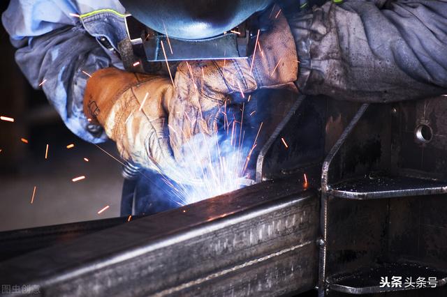 宝钢被起诉赔偿200亿日元，被中国"学生"赶超后日本制铁集团急了