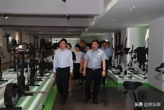 省體育局黨組書記、局長鄭瑤在寧波調研時強調指出——做好“時尚體育”文章，讓城市更具品位