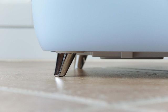 我傢的風扇可以吹冷氣，室內輕松降溫——威力臺式空調
