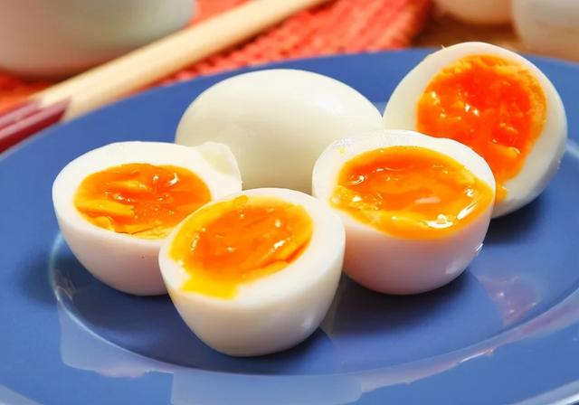6种早餐被列为“黑名单”中，为什么鸡蛋上榜？你认为的未必健康