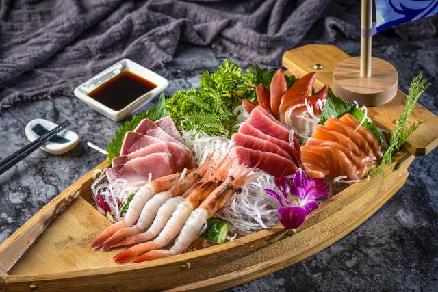 当哺乳期遇到假期，到底能不能吃吃吃？