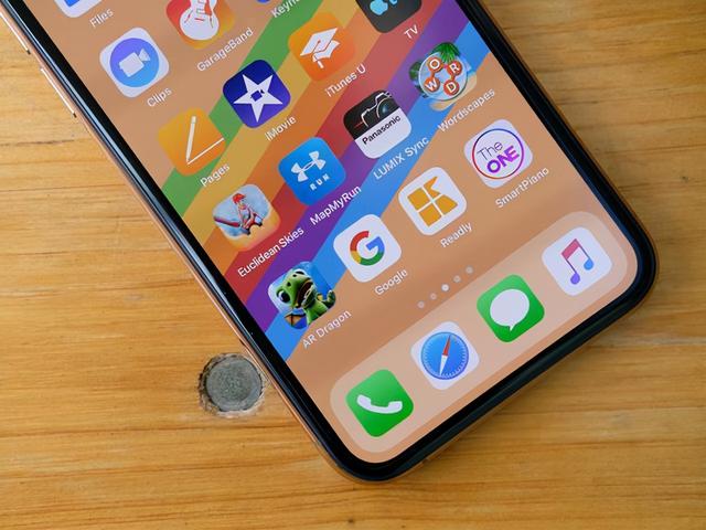 发布至今下跌3411元，苹果A13+1200万，昔日高档iPhone已加速退场