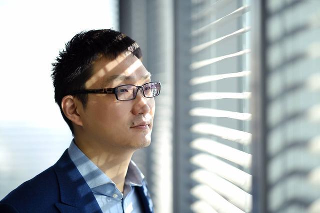 放弃“首富之位”？无偿捐出1000亿，41岁黄峥成为“一代传奇”