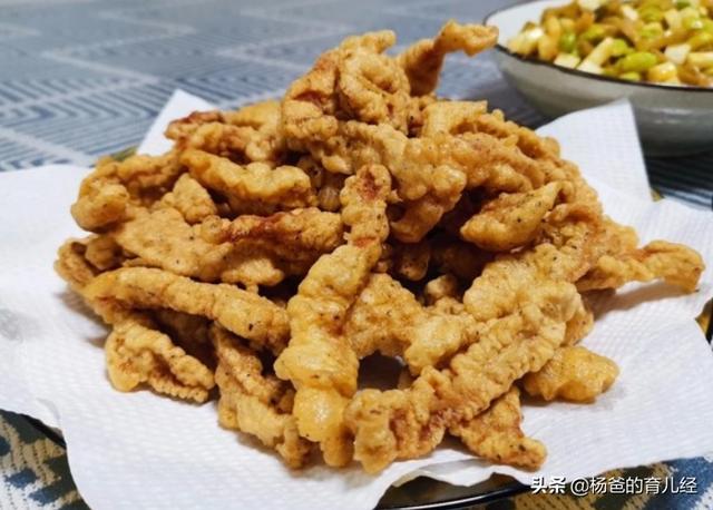 简单好吃的平菇素肉条，外脆里嫩，鲜香味美，孩子爱吃的美食