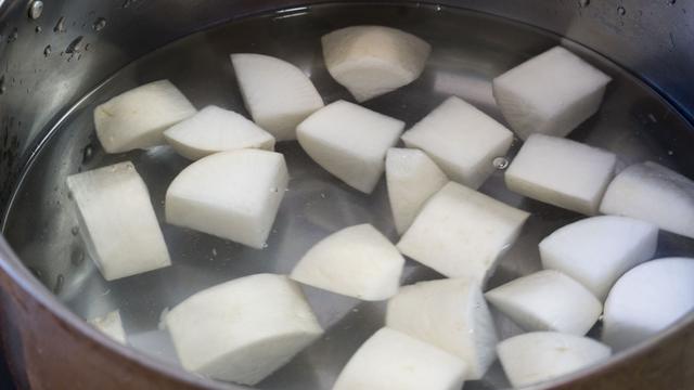 天冷进补，多给孩子吃10道菜，荤素搭配合理，营养全面增强抵抗力