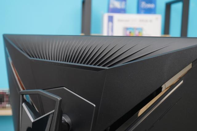 技嘉AORUS FI32U電競顯示器評測：4K+144Hz的高分高刷屏