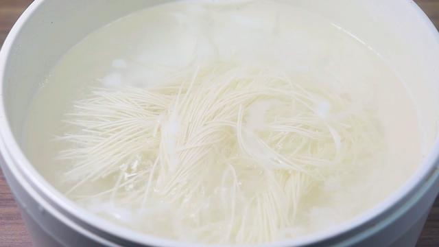 孩子光吃不长个，多给宝宝这样吃，补钙又补锌，长个又长大脑