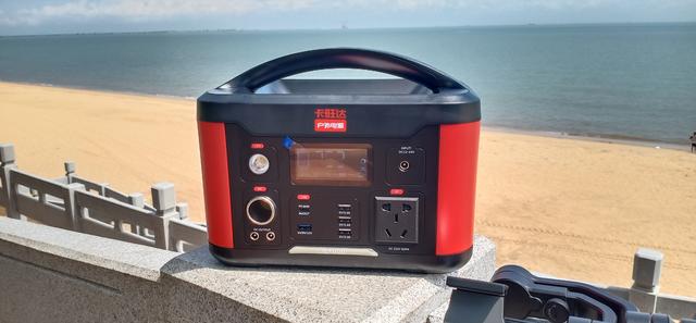 它比小型發電機香，戶外堪比市電！220V，戶外能做飯的“充電寶”
