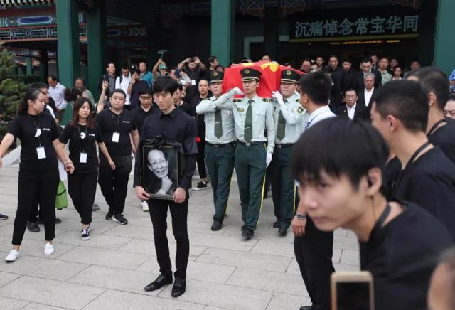 常宝华的徒弟:泪雨纷飞中，送别相声大师常宝华