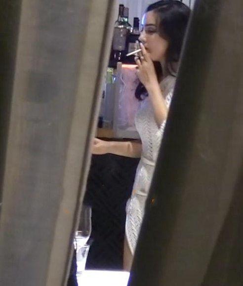 李治廷女友:李治廷公开恋情，迪拜女友颜值成吐槽对象，绯闻女友个个优秀