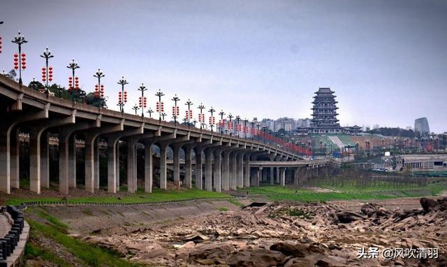 四川最“吃香”的3市，人口多产业强，百强里成都不再“独秀”