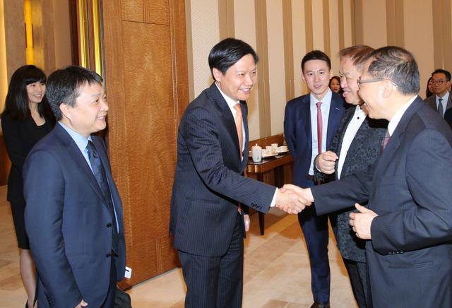 杨元庆十年总工资12.6亿，却还比不上霍建宁，他累计工资已超30亿