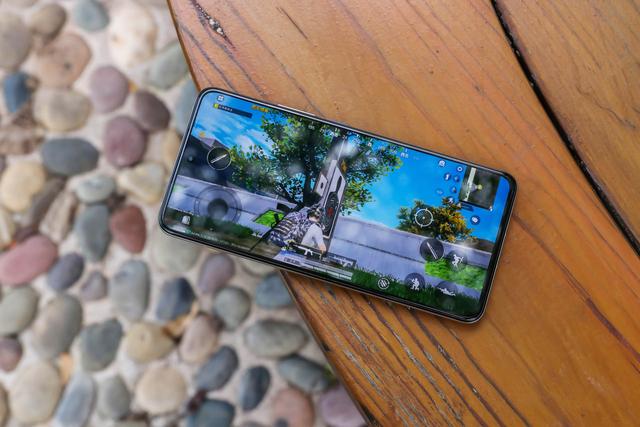 性能强颜值高才能玩得爽 这三款旗舰手机陪你轻松上王者 不容你错过