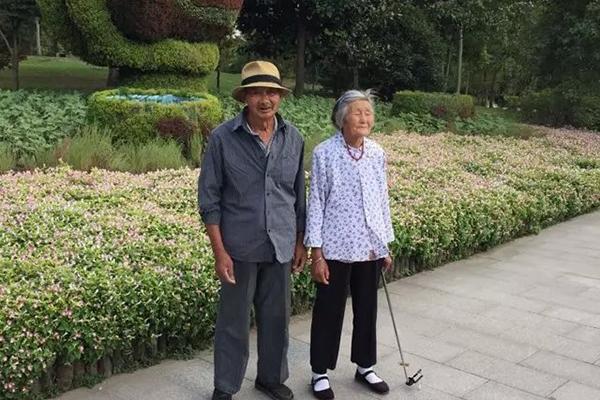 人人都有癌细胞，为什么有的人不易得癌？他们可能是做到了这4点