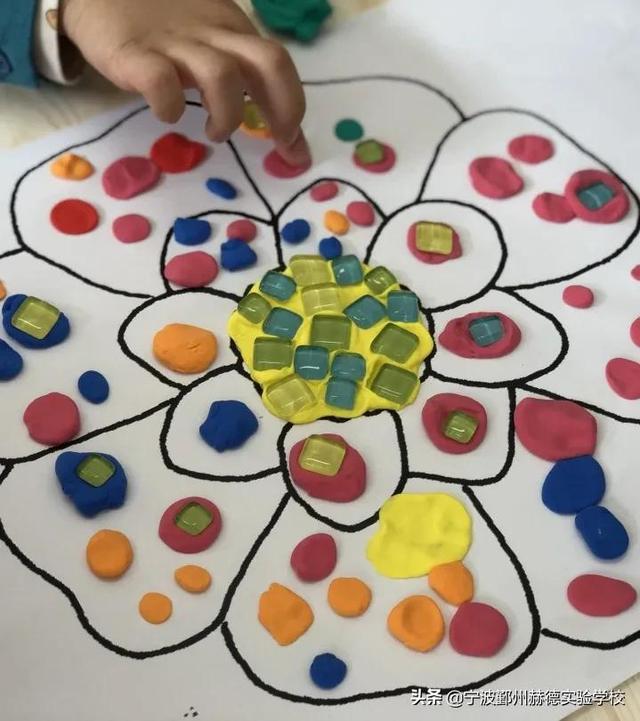 赫德幼儿园联合国日 | 世界那么大，带我去看看