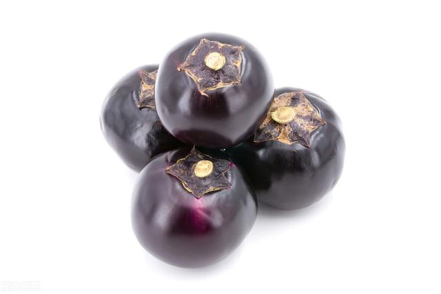 北京新发地：菠菜、西葫芦、香菜、豇豆等多种蔬菜价格下降，老百姓菜篮子轻了