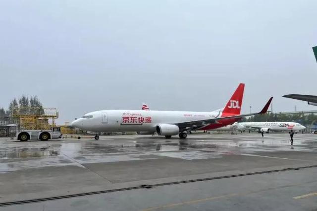 刘强东和马云的航空争夺战