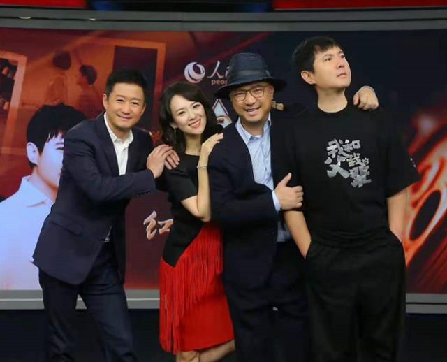 章子怡国庆档要爆火四大导演首合体她穿红裙美成唯一红花