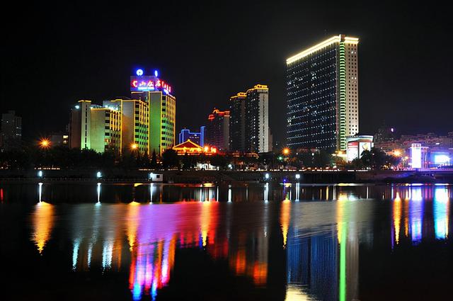 河北11个地级市未来最高建筑——由省会石家庄450米高摩天楼引领