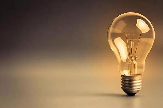 三峡每天赚2亿，烟草35亿，高铁每天亏5亿，差距怎会这么大呢？