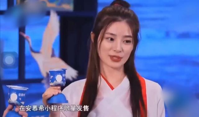 谭轩辕:谭轩辕十一进八被淘汰，并非剧本安排，而是因为他发的一篇文章
